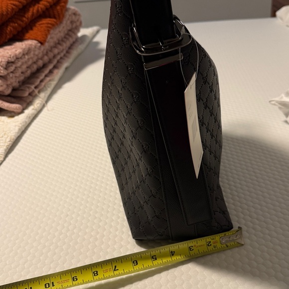 NWT RARE!!!Betsey Johnson Skull Embossed Millie Hobo bag - Picture 11 of 11